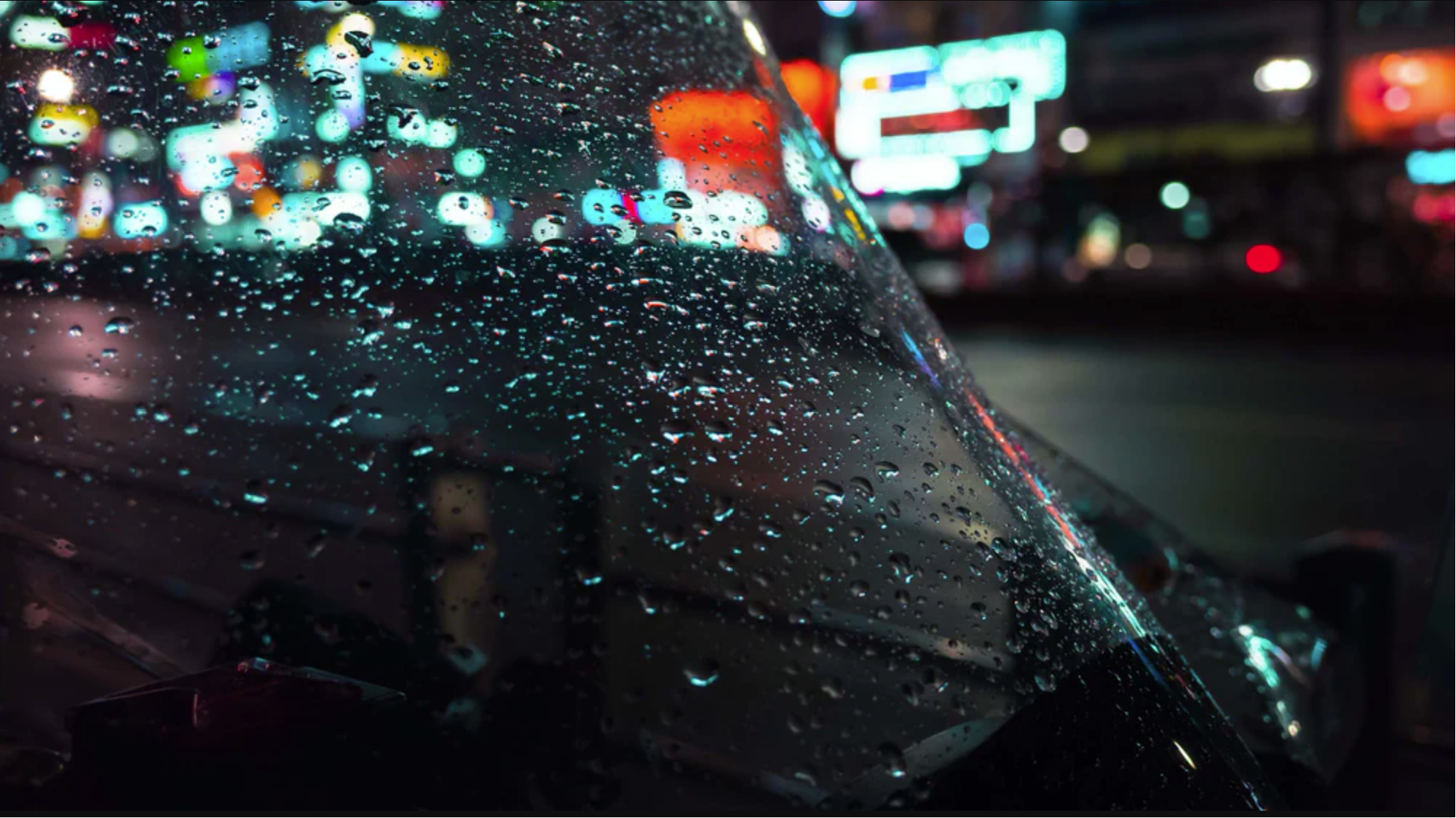Veemo windshield covered in rain